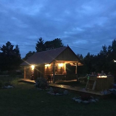 Maenniste Holiday Home Hiievalja Esterno foto
